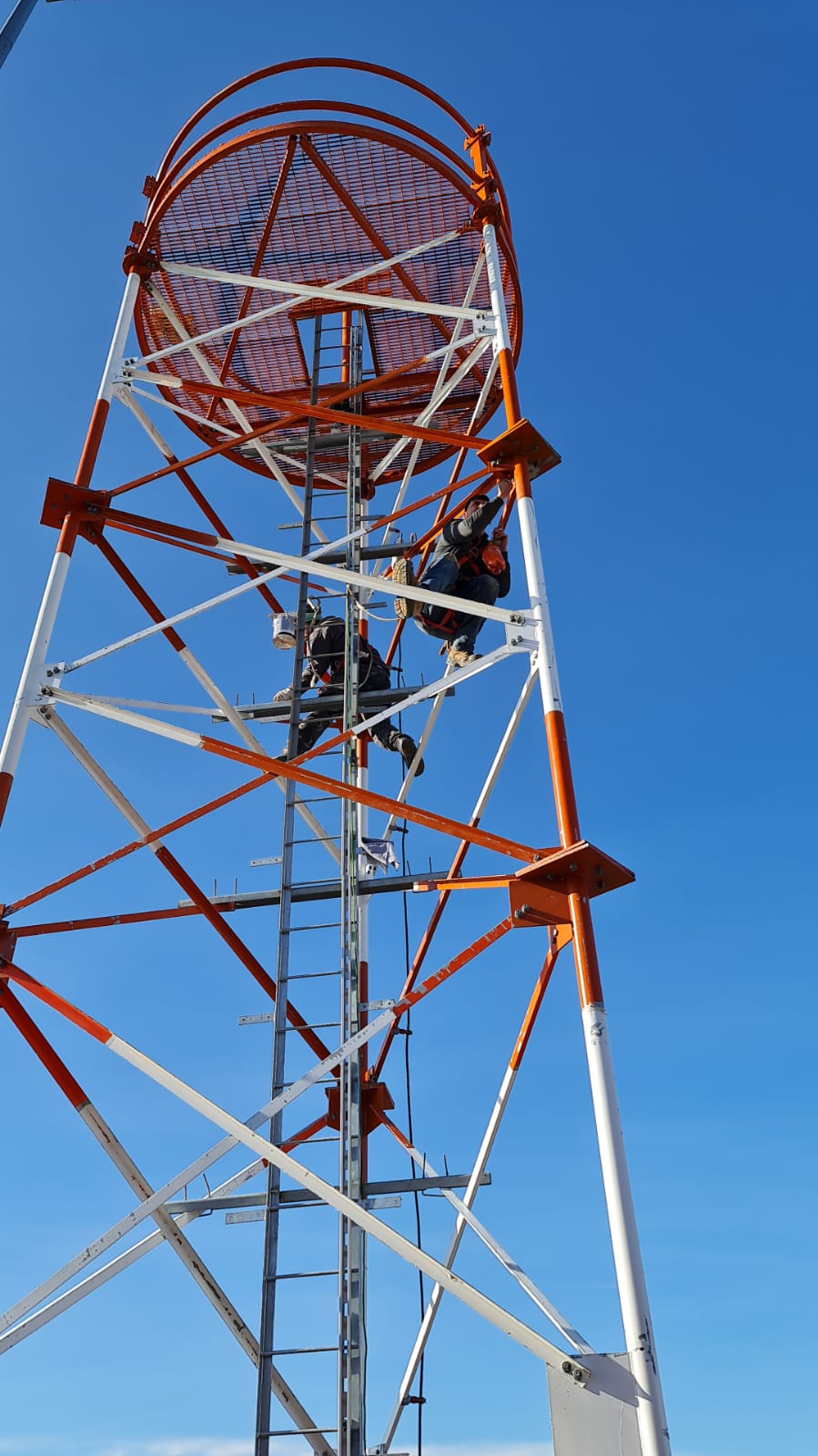 torre auto soportada SEGITEC CHILE